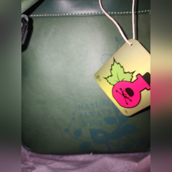 Brand New! Loungefly Poison Ivy Glow in the Dark Mini Backpack + Wallet 💚 - Picture 3 of 13